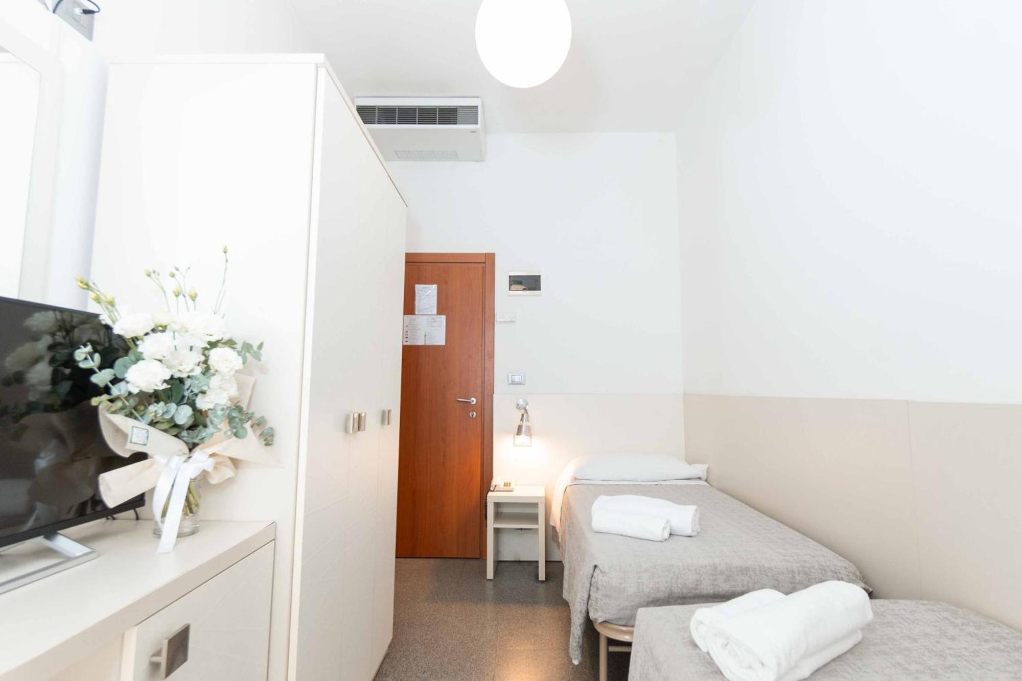 Hotel Saint Louis Rimini Exterior foto